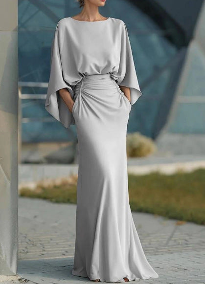 Elegant Backless Pleated Long Dress for Women 