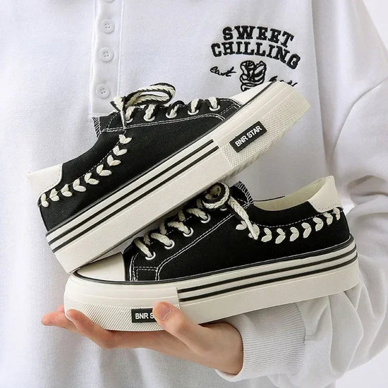 Women Outdoor Trainers Platform Canvas Shoes Height Increasing Chunky Sneakers Young Girls Outdoor Training Women Casual Shoes 