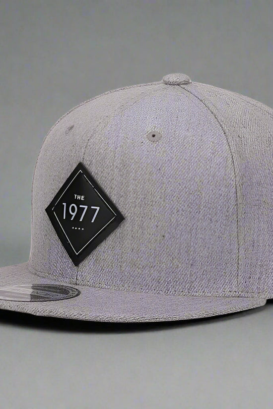 Vintage 1977 Snapback Cap FitiqueFit