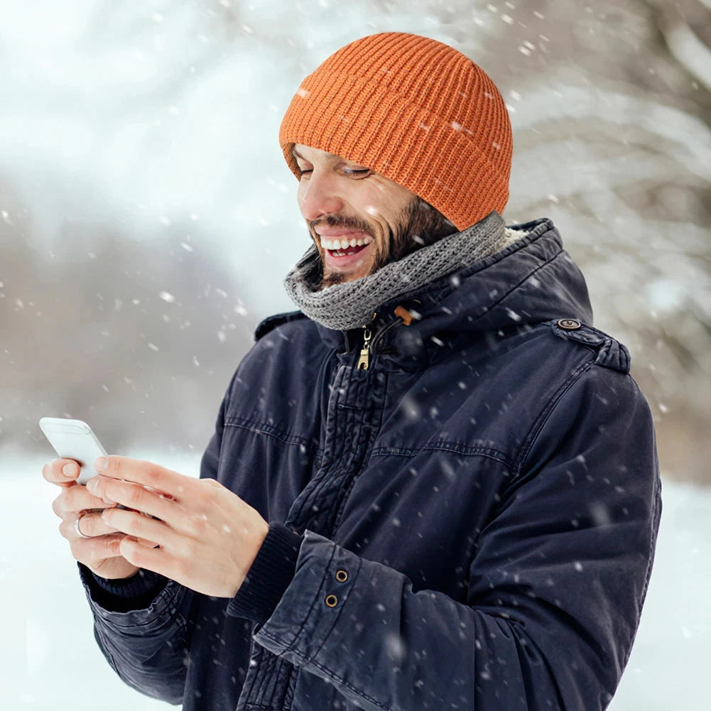 Unisex Winter Reflective Beanies High Visibility Noctilucent Reflective Knit Hat Glow In Dark for Winter Night Walks FitiqueFit