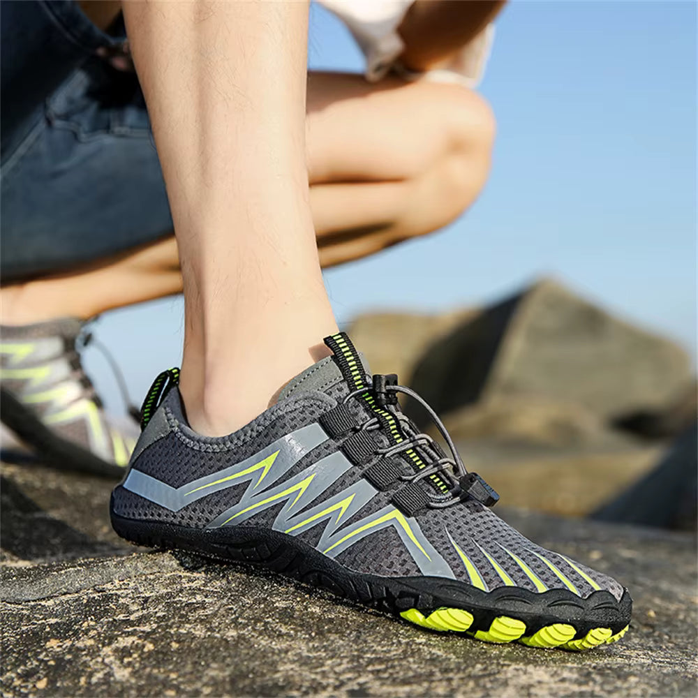 Unisex Quick-Dry Water Shoes – Lightweight Beach & Aqua Sneakers 