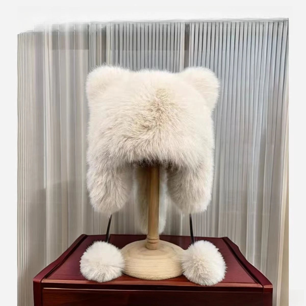 Autumn and Winter imitation fox fur Lei Feng cap with cute cat ear design, thickened warm ear-protecting raccoon cap, plush hat 