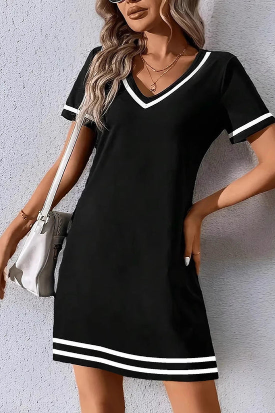 V-neck Fashionable And Elegant Contrast-color Short-sleeve Dress 