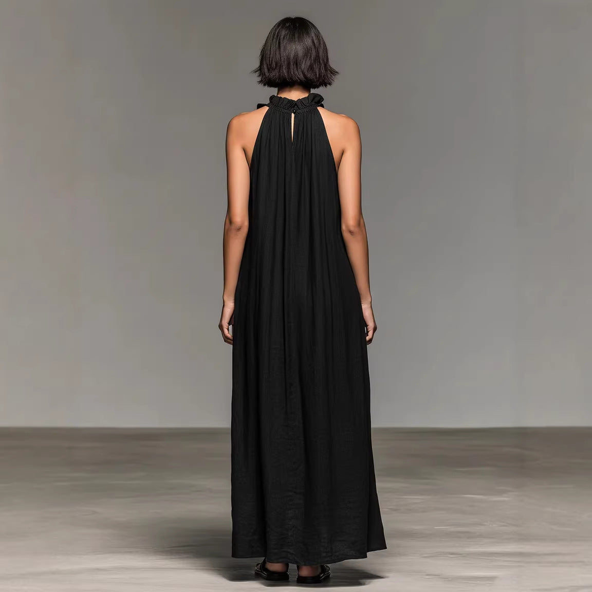 Resort-style Ruffled Halterneck Sleeveless Dress Loose-fitting And Figure-flattering Maxi Skirt 