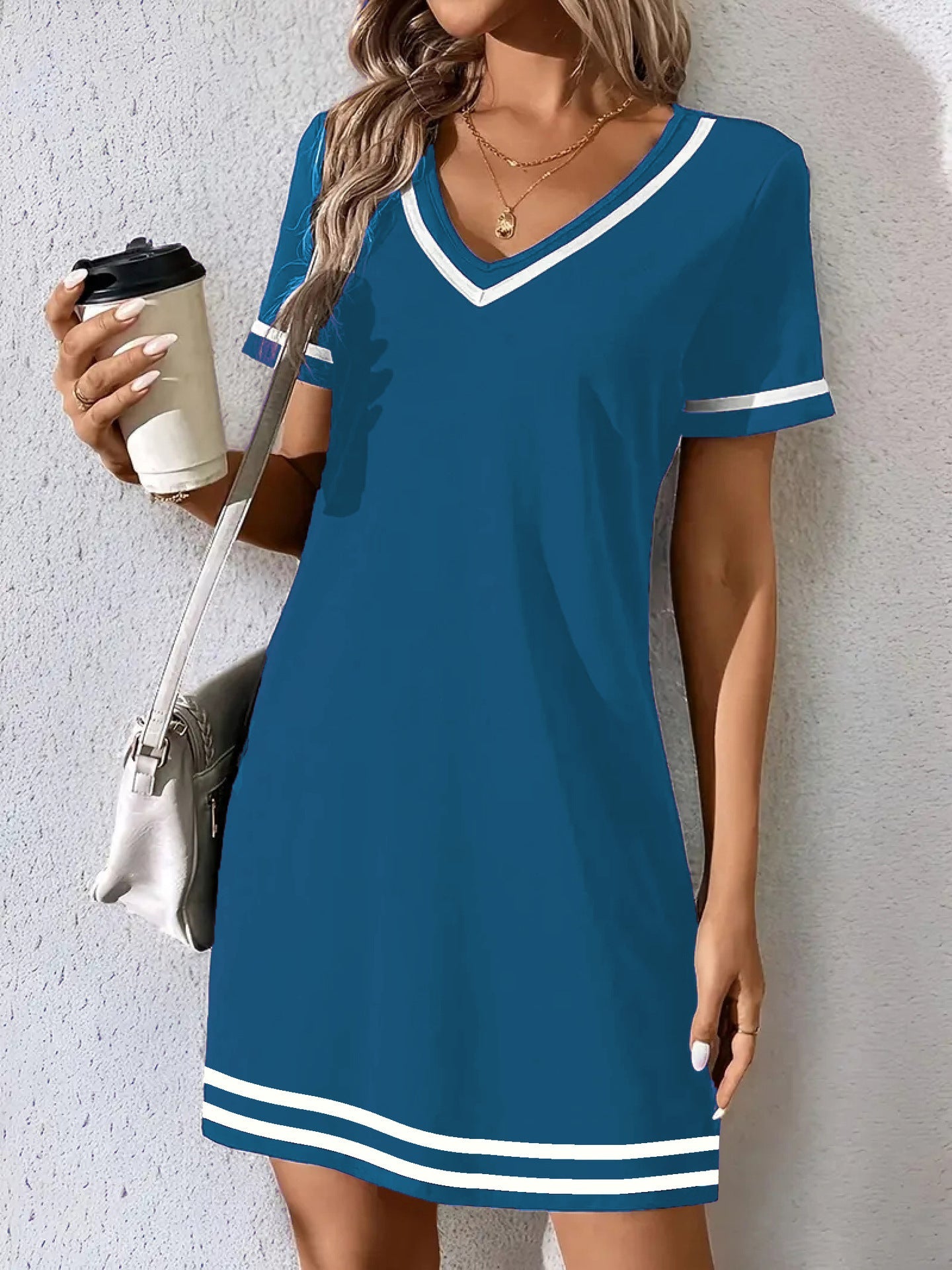 V-neck Fashionable And Elegant Contrast-color Short-sleeve Dress 