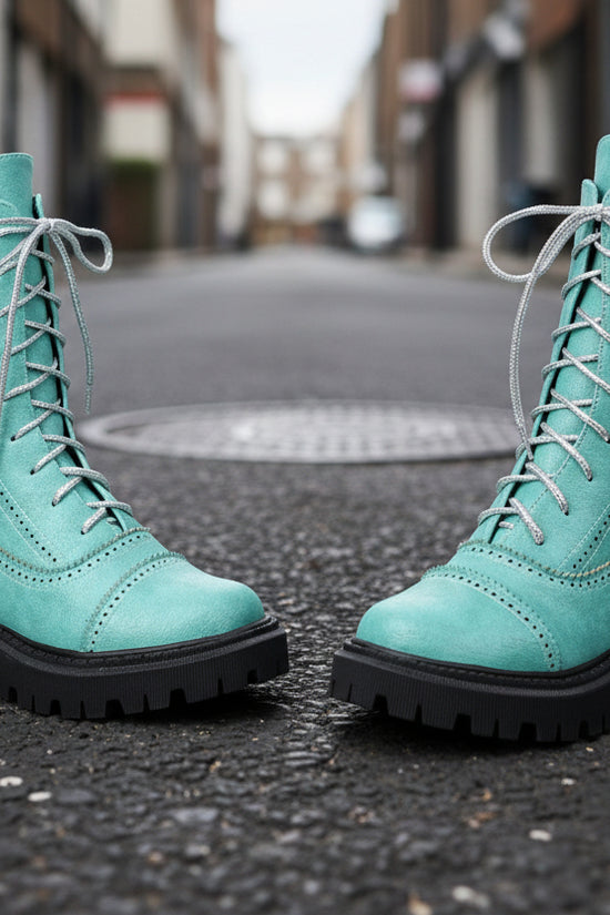 Large-size Womens Chunky-heeled Mid-calf Dr Martens Boots For Fall And Winter 