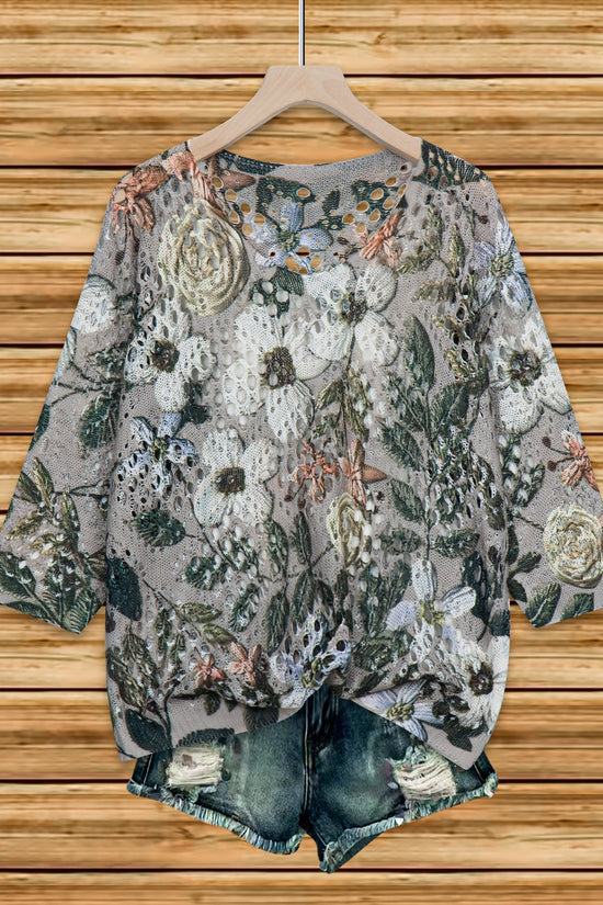 Womens Hollowed-Out Batwing-Sleeve Sweater With 3D Knitted Print 