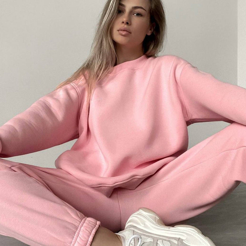 Fashionable Loose-fit Crewneck Sweatshirt With Long Sleeves And Casual Athletic Pants 