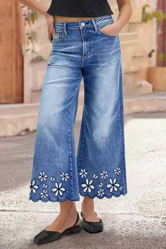 Chrysanthemum Embroidered Casual Stretch Womens Cropped Denim Jeans 