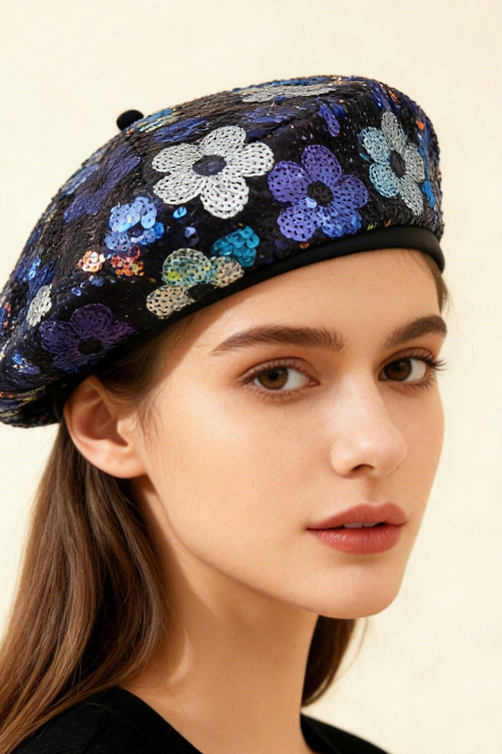 European And American Trendy Fashion Small Sequin Flower Beret, A Versatile Style That Suits All Occasions. A Painter's Hat, Perfect For Outdoor Photography. 