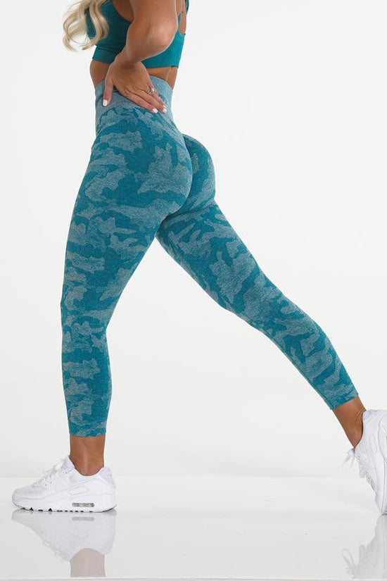 Snowflake Camouflage Seamless Yoga Pants – High Waisted Leggings FitiqueFit