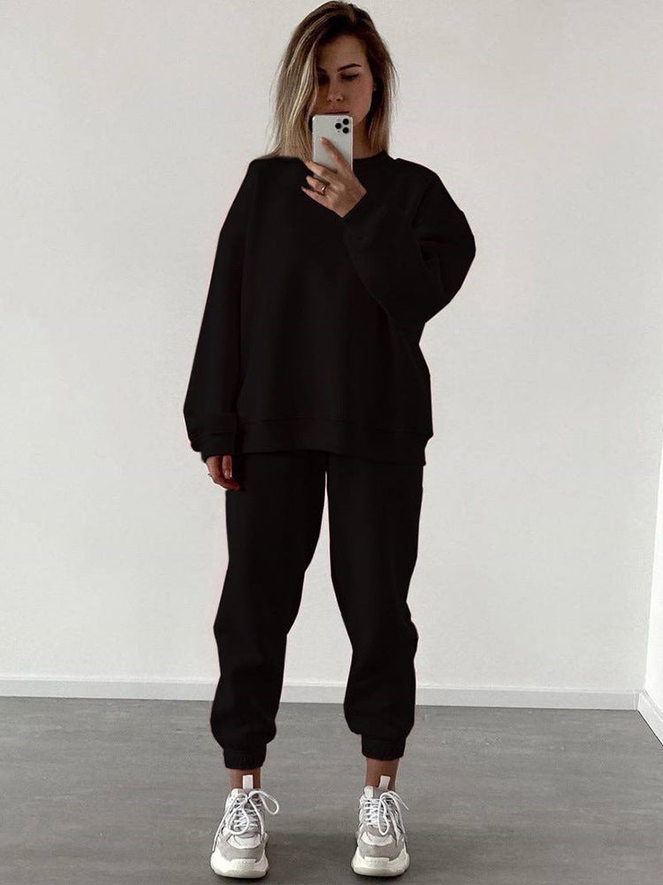 Fashionable Loose-fit Crewneck Sweatshirt With Long Sleeves And Casual Athletic Pants 