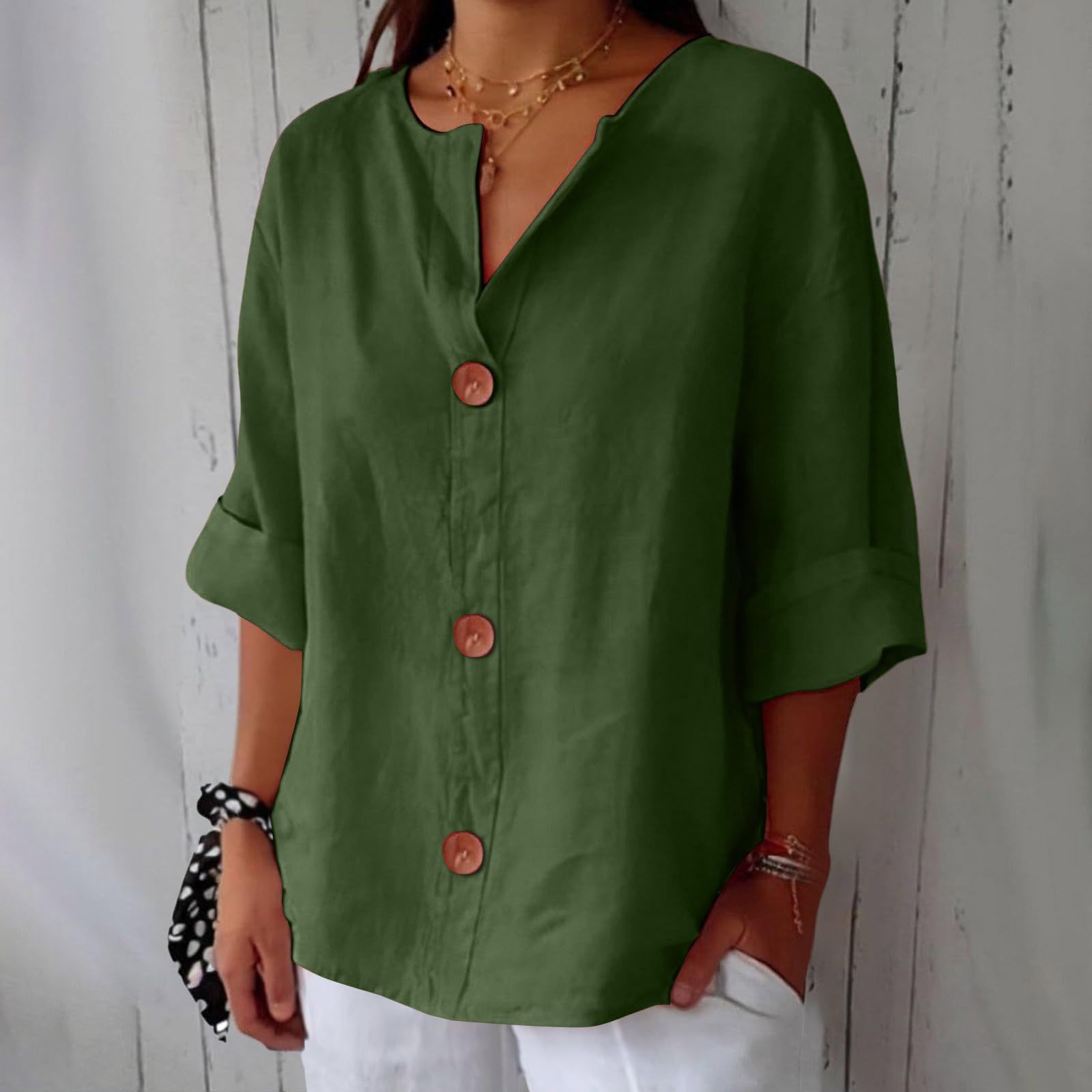 Women's V-neck cotton and linen buttoned blouse 