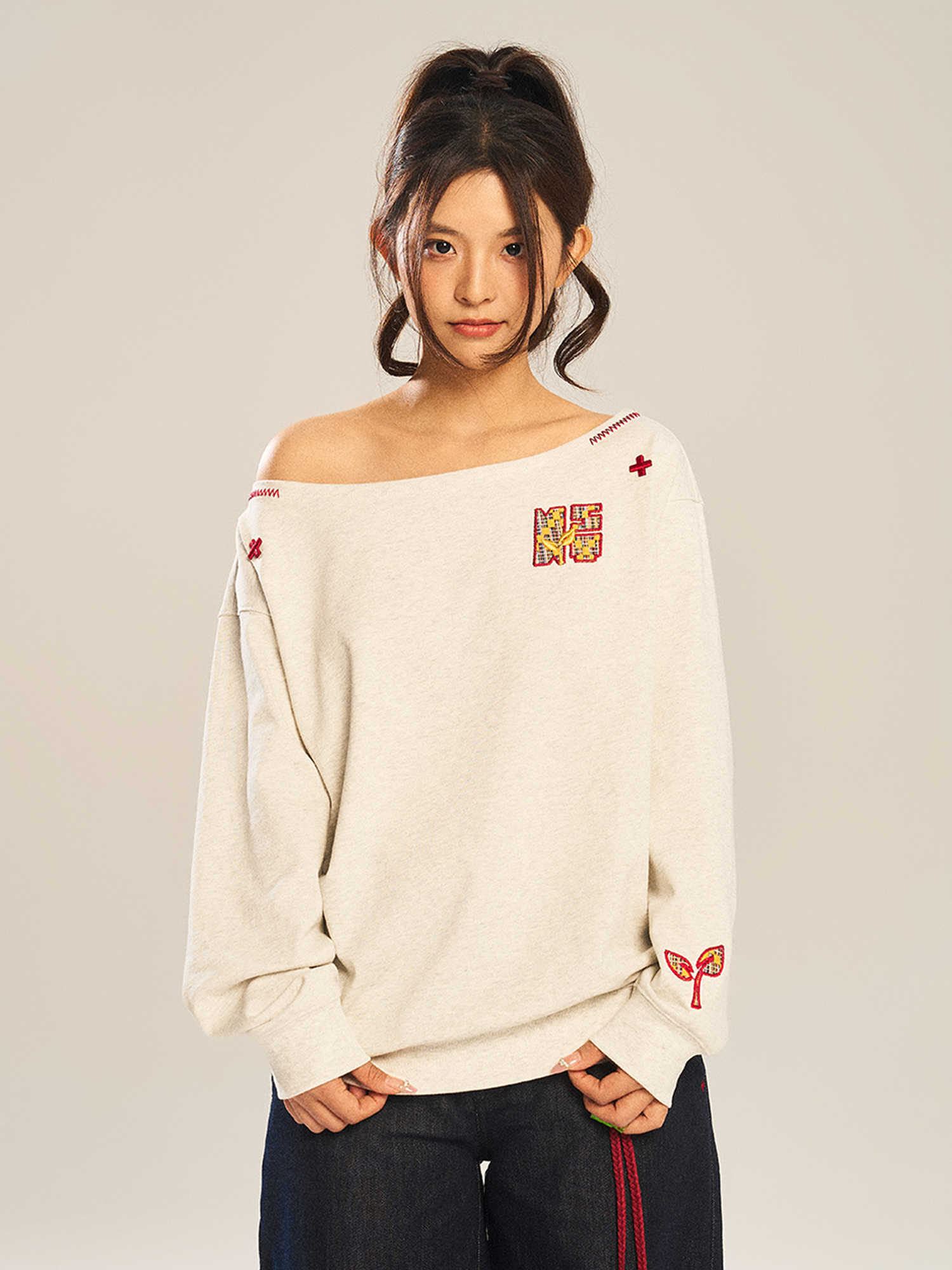 Women's Paste Cloth Embroidery Slant Shoulder Loose Long Sleeve Top CJ