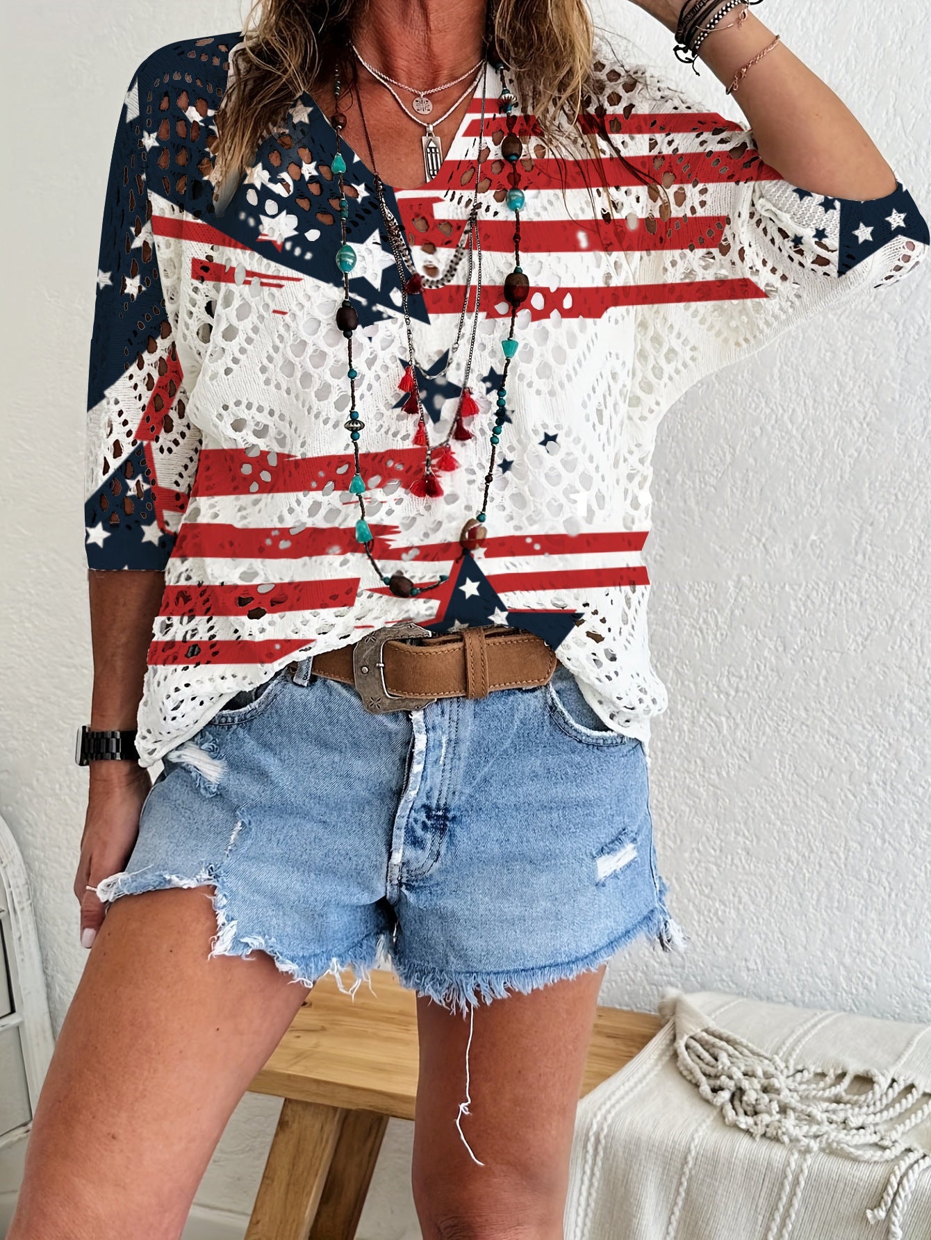 Womens Hollowed-Out Batwing-Sleeve Sweater With 3D Knitted Print 